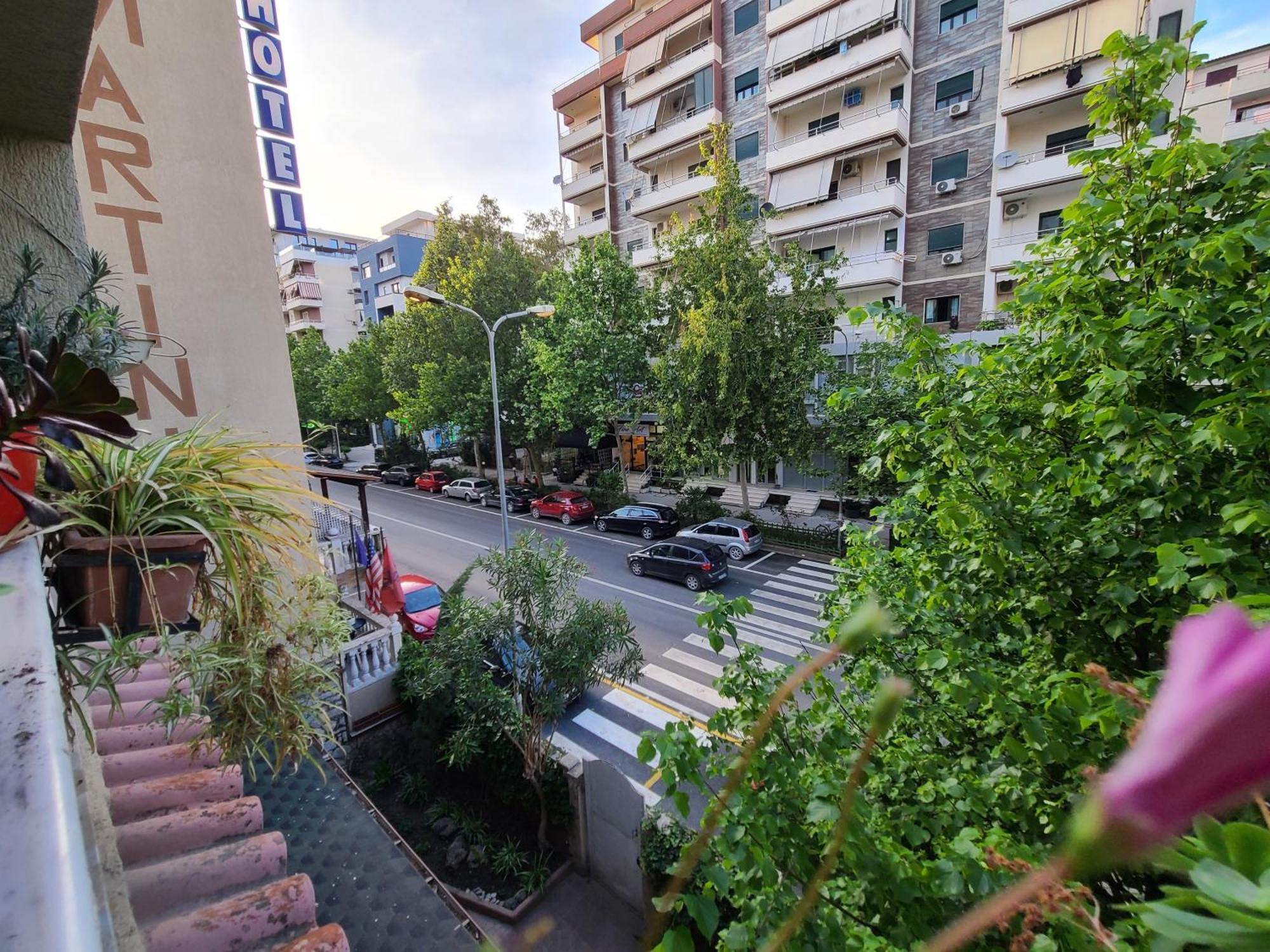 Hotel Martini Vlora Kültér fotó