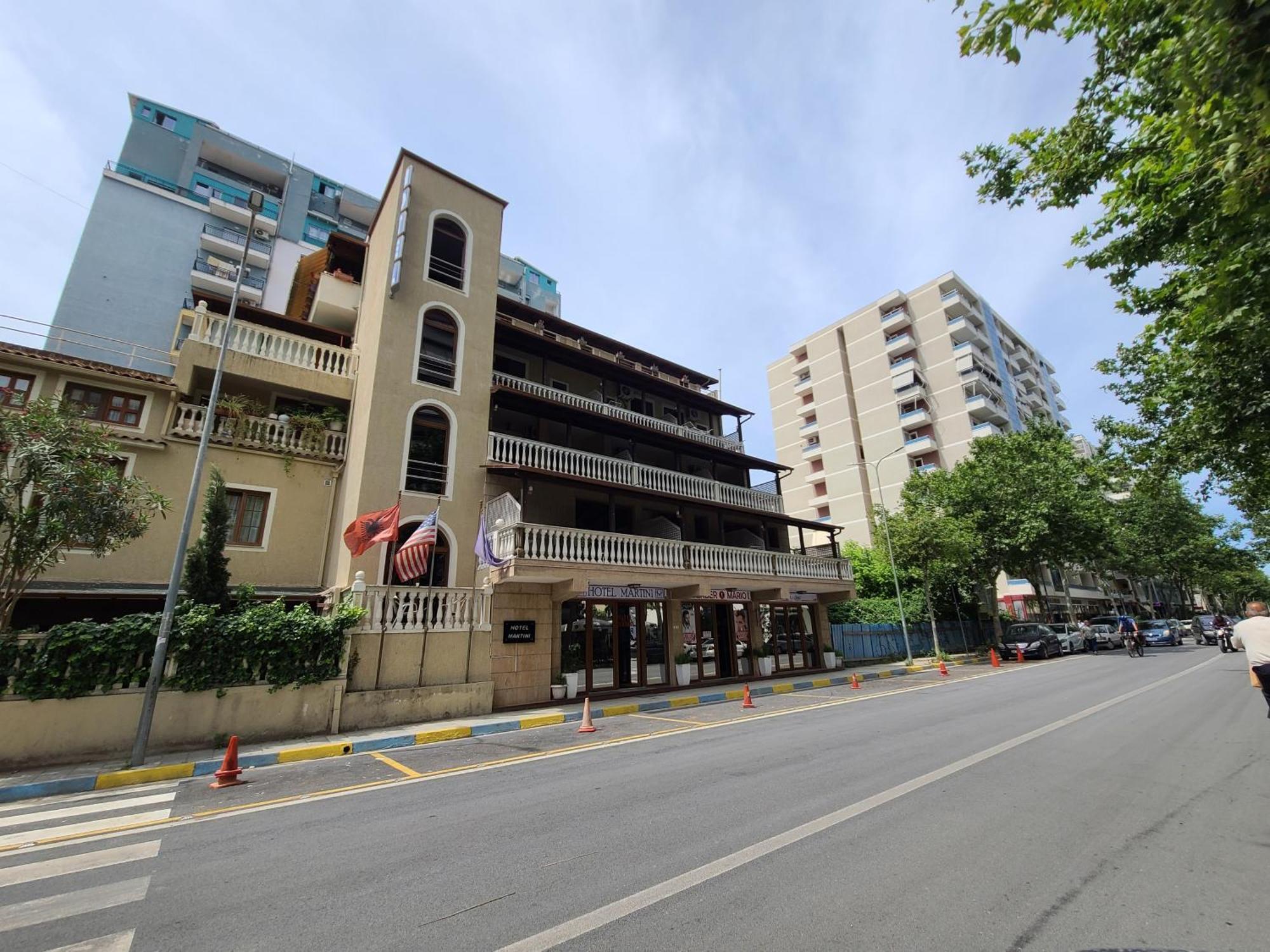 Hotel Martini Vlora Kültér fotó
