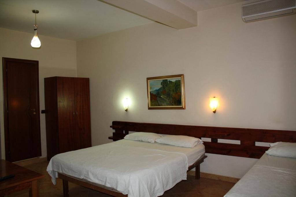 Hotel Martini Vlora Kültér fotó