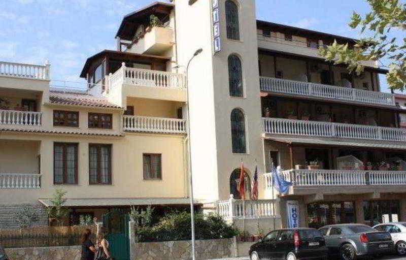 Hotel Martini Vlora Kültér fotó